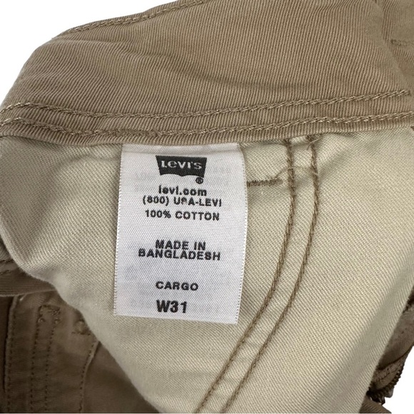 LEVI’S Tan Cargo Shorts - Picture 8 of 10